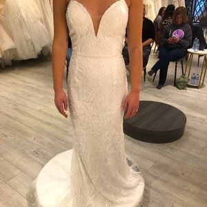 Wedding dress size 4/6